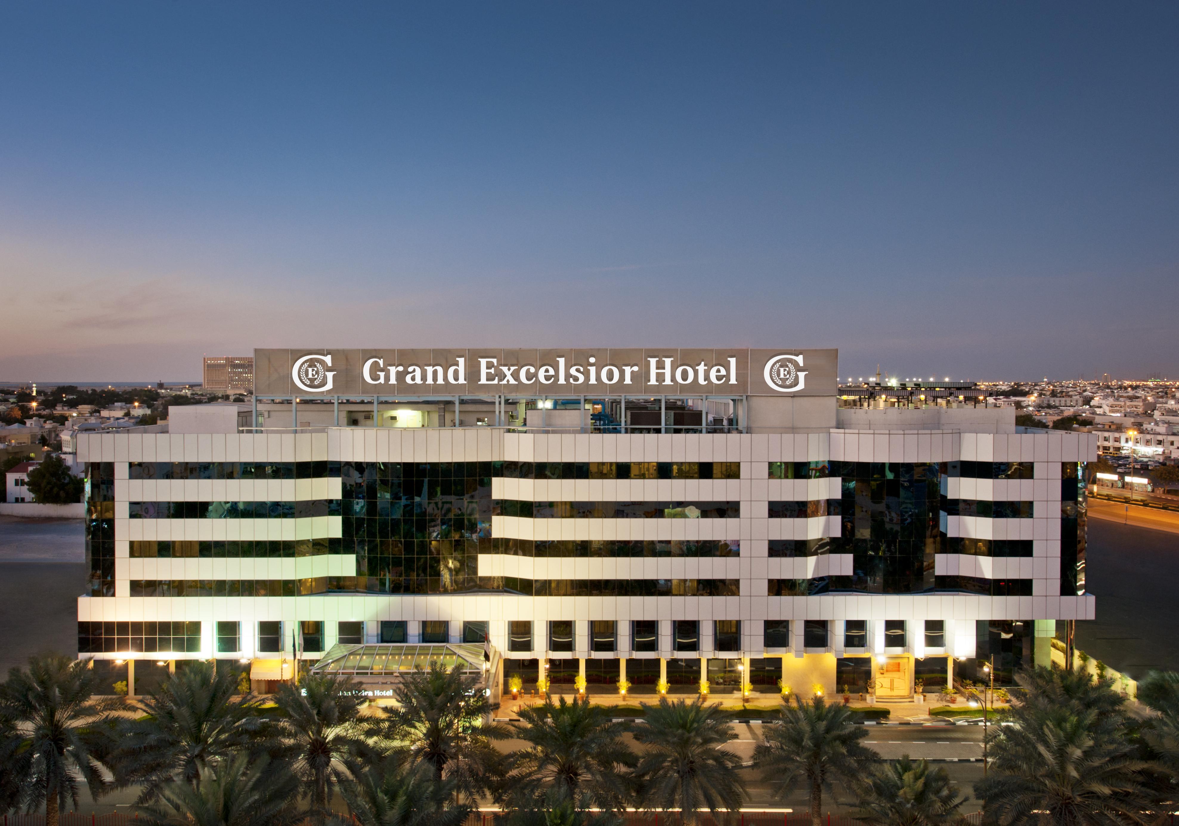Grand Excelsior Hotel Deira Dubái Exterior foto